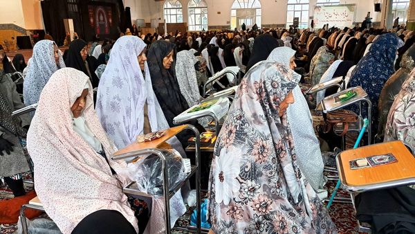 نماز عبادی سیاسی جمعه در شهرستان کاشمر
