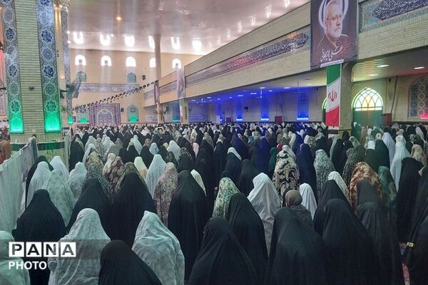 دعوت به «دخترانه‌ترین نماز جمعه»