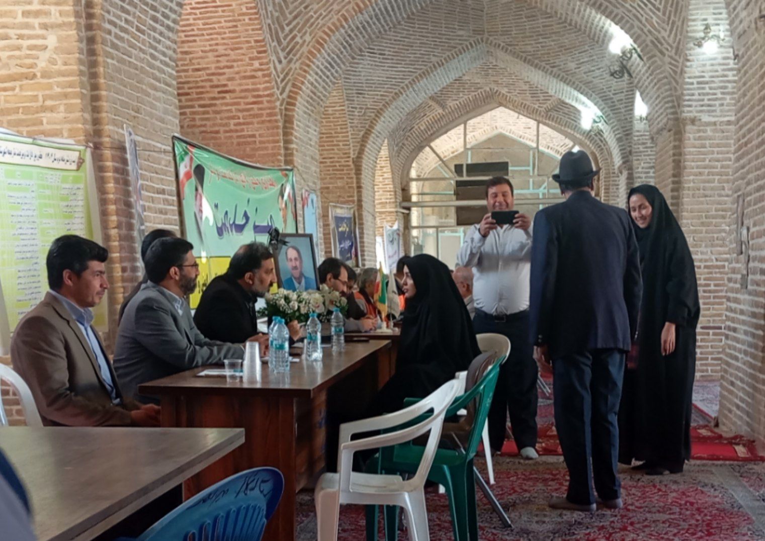 میز خدمت در نماز جمعه هفته چهارم آبان ماه در نیشابور