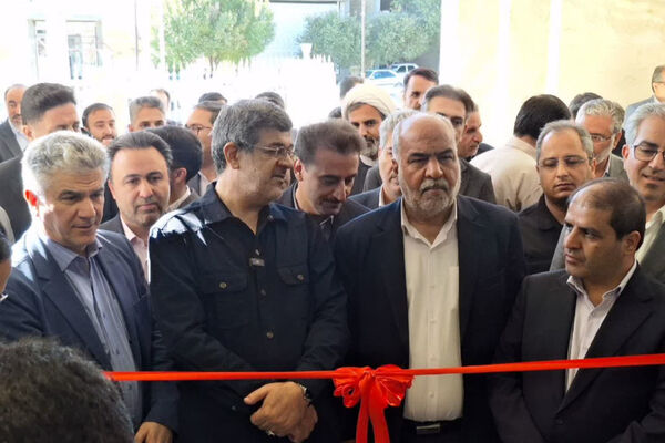 افتتاح نیروگاه خورشیدی ،گلخانه و طرح توسعه بیمارستان آیت الله خاتمی همزمان با هفته دولت
