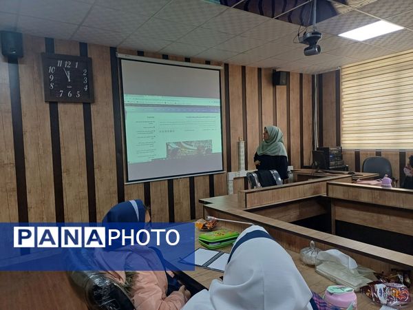 اولین جلسه کارگاه توانمندسازی دانش‌آموزان خبرنگار پانا دختر ناحیه 2 کرج و شهرستان فردیس