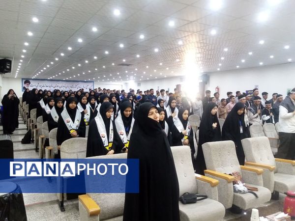  مراسم تحلیف فرماندهان واحد بسیج دانش آموزی خلیل آباد