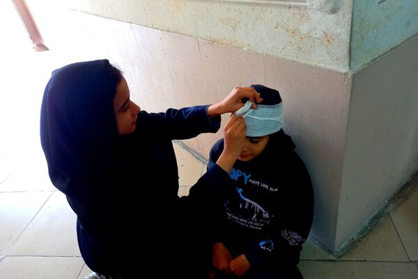 مانور زلزله در دبیرستانه دخترانه شاهد فیض ناحیه 3 شیراز