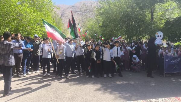 نوجوانان وجوانان زرقانی ثابت کردندکه با مردم فلسطین هم درد هستند 