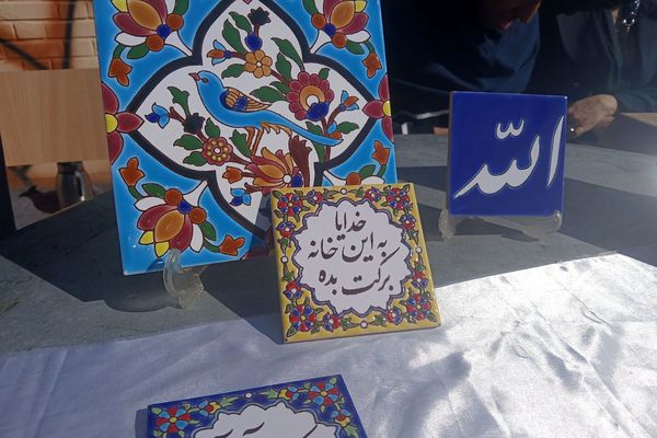 بازارچه کارآفرینی در دبیرستان حجاب