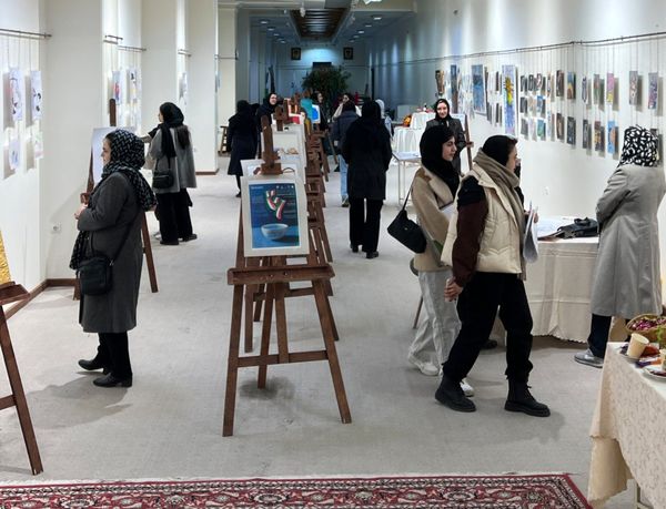 نمایشگاه پرسش مهر مدرسه قدسیه تبریز 