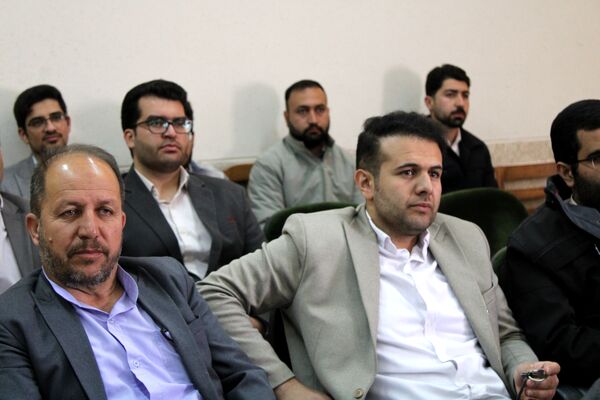 وداع ۲۴ سال خدمت صادقانه در آموزش‌ و پرورش شهرستان بن