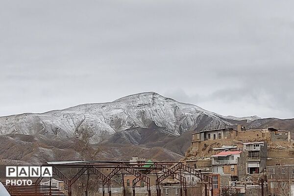 تصاویر زیبا از شهر بار پس از بارش برف و باران در ارتفاعات