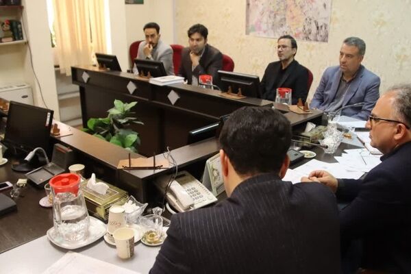 تأکید فرماندار سمنان بر تسریع در روند بازسازی بناهای تاریخی و آموزشی شهرستان
