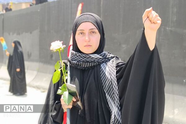 قسم به این مشت گره کرده