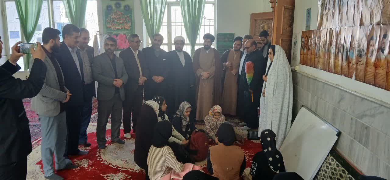 جشنِ اختتامیه کلاس‌های قرآن در امام زاده نقی الهادی (ع) شیروان