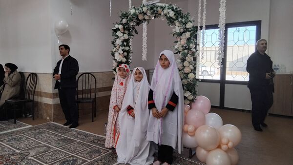 جشن بندگی فرشته‌های ۹ ساله در اهر
