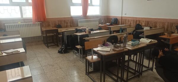 مانور سراسری زلزله و ایمنی در دبیرستان گلشن آزادی 