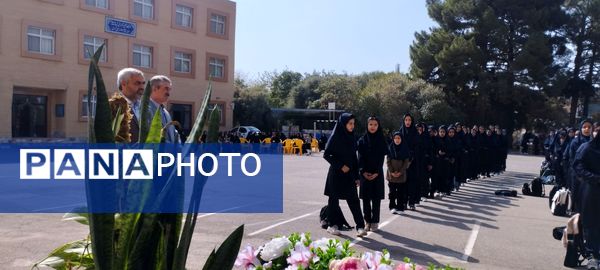 زنگ جوانه‌ها در گناباد به صدا در آمد