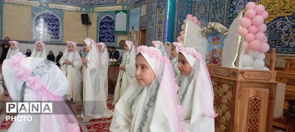 جشن تکلیف دختران در ازندریان