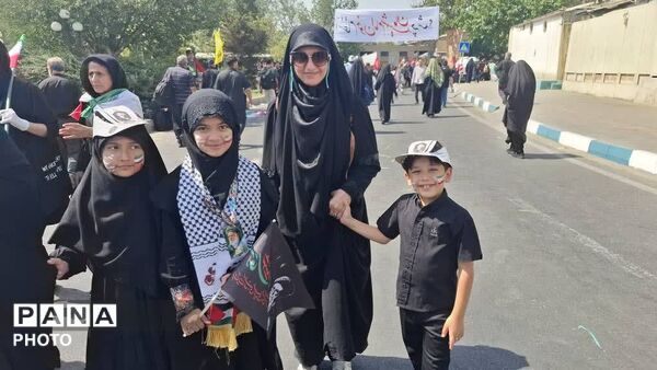 وداع با رهبر شهید انقلاب و تجدید عهد با آرمان‌های رهبر در مصلی تهران