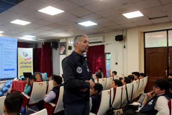 افتتاحیه اردوی ملی خبرنگار مسئله‌محور پانا پسران