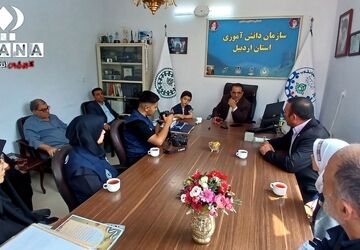 آیین تجلیل از دانش آموز خبرنگاران فعال پانا دراستان اردبیل