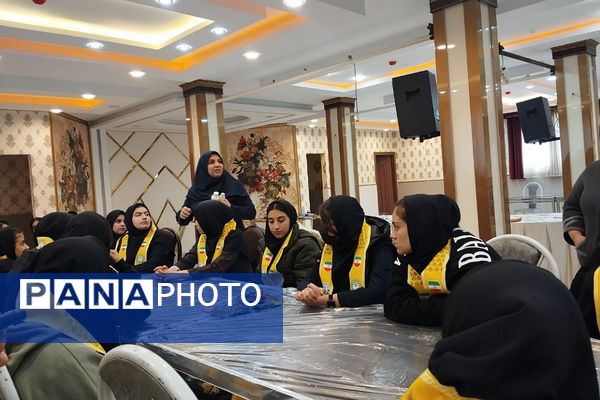 برگزاری اردو تمشک با حضور دانش‌آموزان منطقه کهریزک 