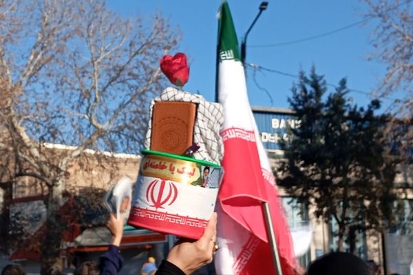 راهپیمایی و تشییع شهدای امنیت نیشابور