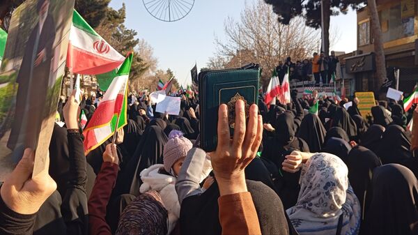 راهپیمایی و تشییع شهدای امنیت نیشابور