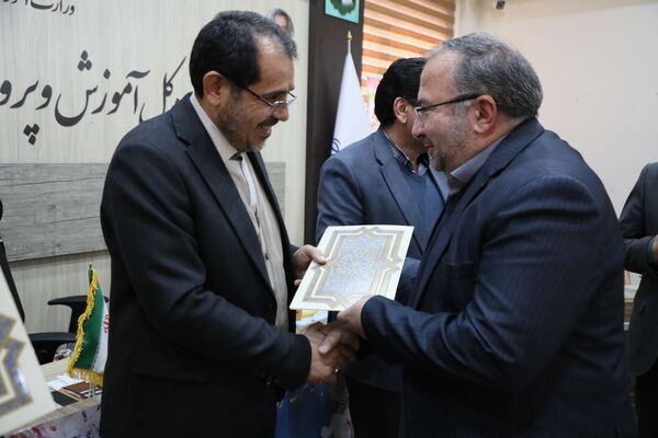 مسئولان جدید عدالت تربیتی همدان منصوب شدند؛ حرکت قرارگاه‌های جهادی با حکم مدیرکل