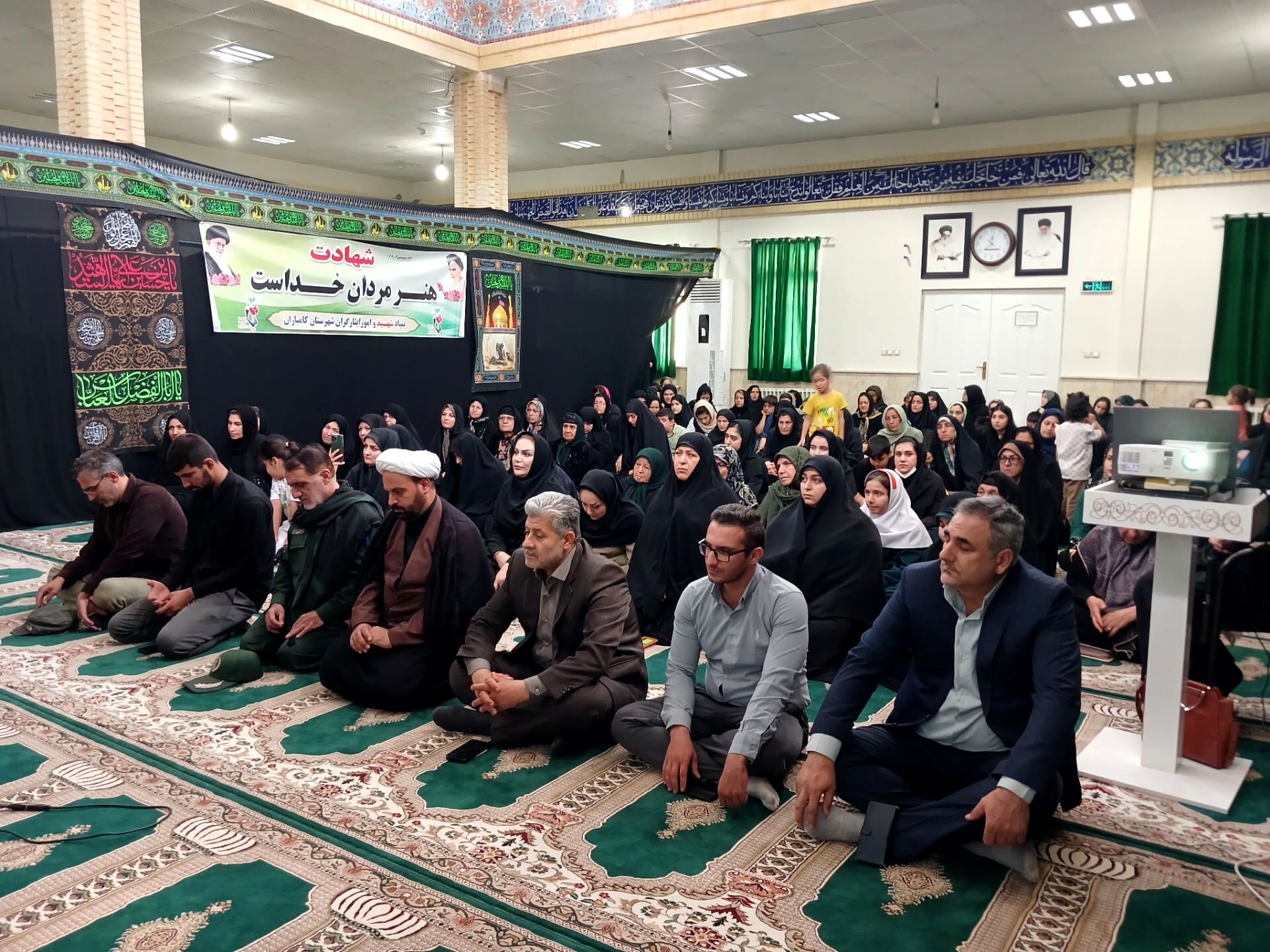 گرامیداشت ۲۸ زن شهیده در کامیاران؛ ترویج ایثار و فداکاری