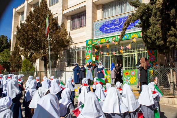 برگزاری همایش یاوران انقلاب، پیشتازان مقاومت در شهرستان محلات