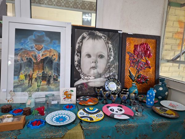 شکوفایی هنر نسل فردا در دبیرستان حضرت ولی عصر (عج)