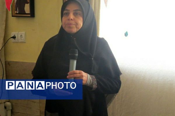 مهمانی نور در هفته قرآن و عترت