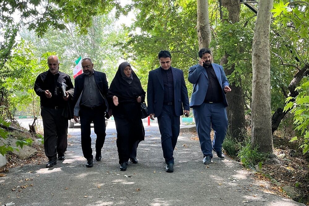 بازرسی مکان برگزاری رقابت‌های ورزش دانش‌آموزی در منطقه رودهن توسط مسئولان اداره‌کل شهرستان‌های تهران