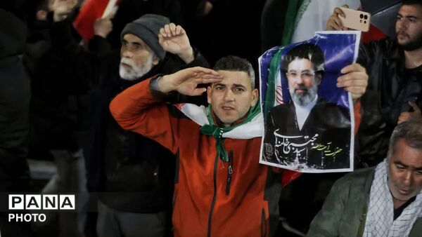 جدید میثاق مشکین‌دشتی‌ها با عمود خیمه انقلاب؛ در بیعت با آیت‌الله العظمی امام مجتبی خامنه‌ای 