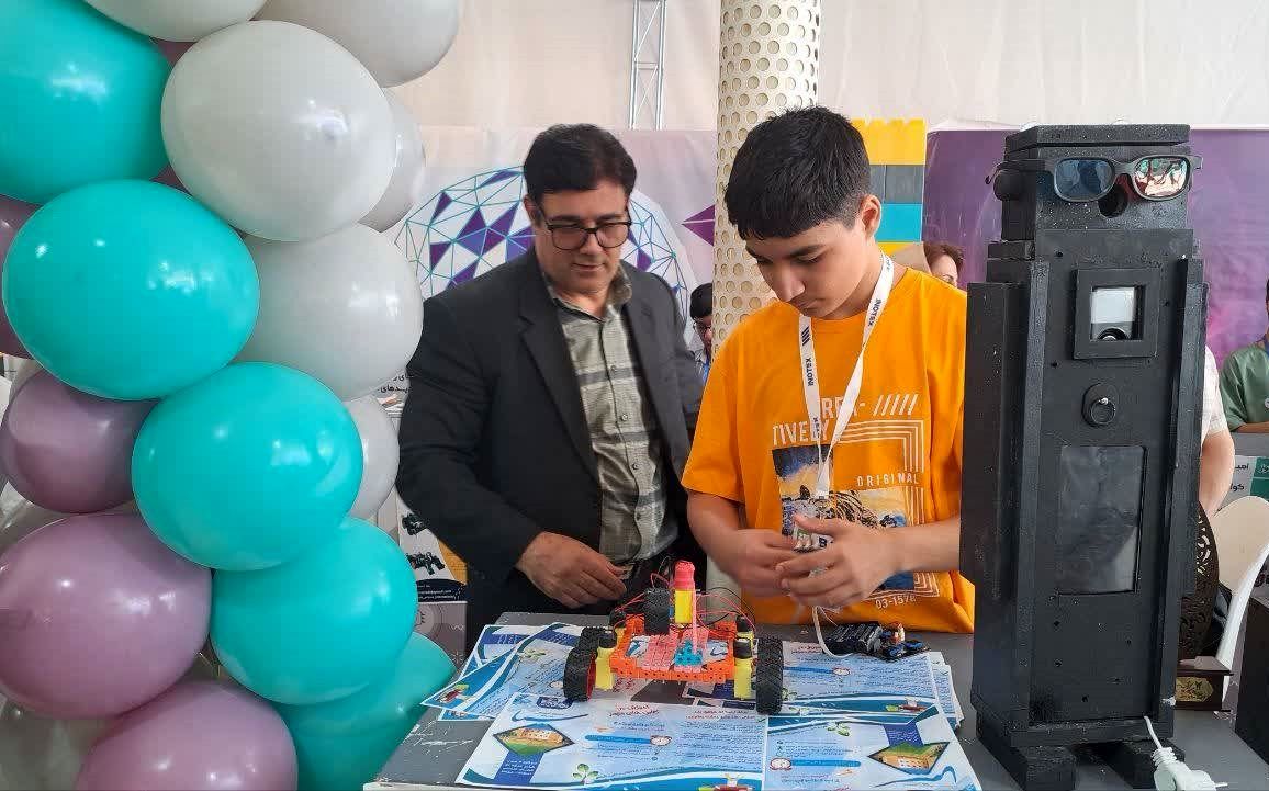 دانش‌آموزان پردیسی در نمایشگاه اینوتکس ۱۴۰۴ با طرح‌های نوآورانه خود درخشیدند