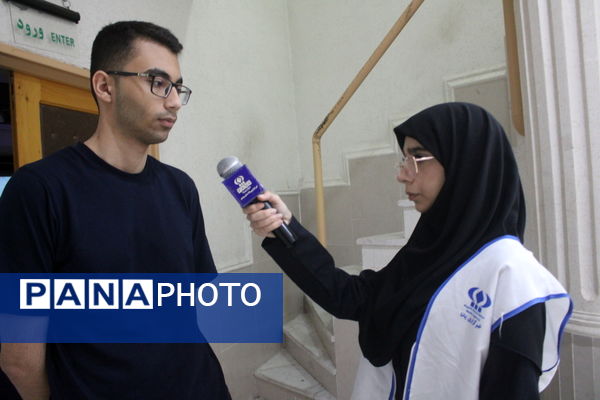 تجلیل از برگزیدگان دبیرستان شهید بهشتی شهرستان بوشهر (2)