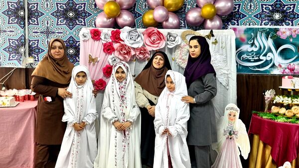 جشن تکلیف، جشن عاشقی در آموزشگاه دخترانه درخشندگان ملارد
