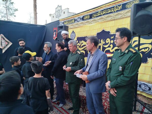 بازدید مسئولان بسیج کاشمر از هیئت دانش آموزی انصار المهدی (عج) رهروان شهدا و قاسم بن الحسن 