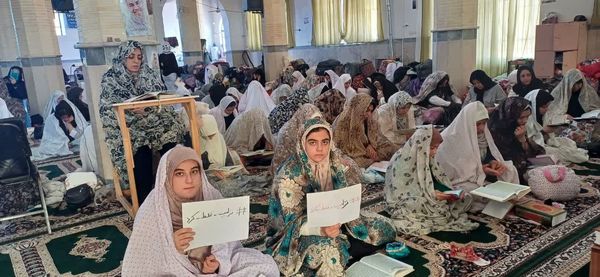 شور و حضور بانوان در مراسم معنوی اعتکاف در شوراب صغیر 
