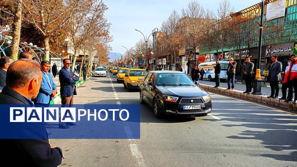 جشن ورود امام به میهن در کاشمر