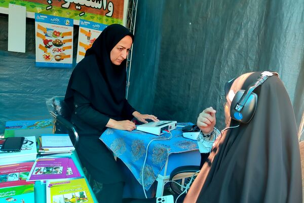 مرحله استانی چهل و دومین مسابقات قرآن عترت ونماز دختر فارس