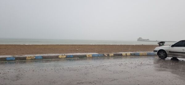 بارش باران چهره بندرعباس را پاییزی و دل‌انگیز کرد