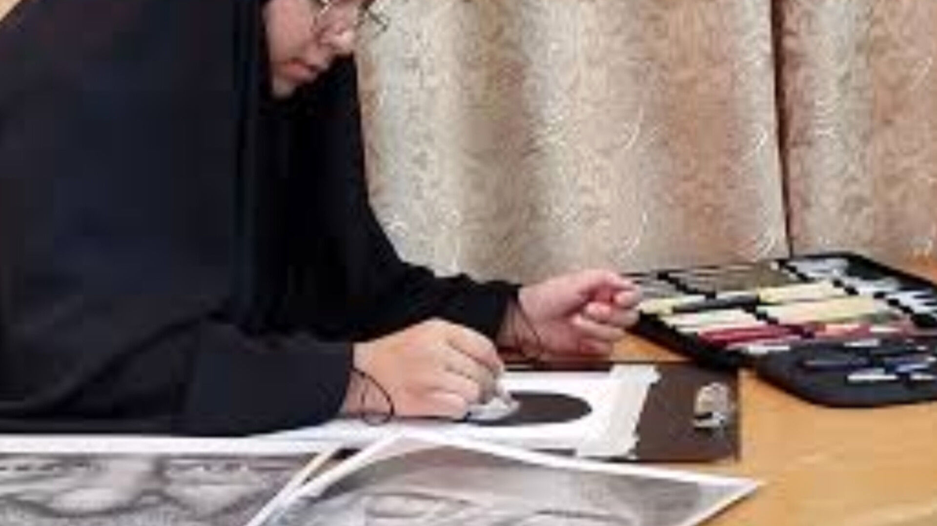 دانش‌آموزانی که هنر را به درآمد تبدیل می‌کنند