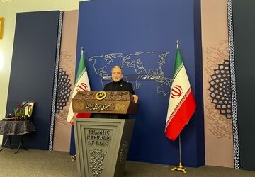 عراقچی: این جنگ باید به گونه‌ای خاتمه یابد که دیگر تکرار نشود/ به‌زودی جشن پیروزی می‌گیریم
