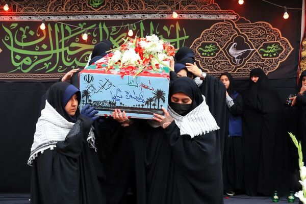 مراسم وداع با شهید گمنام در مدارس دخترانه مشکات