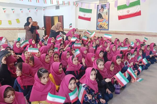 جشن نیمه شعبان در مدرسه شهید اسماعیلی عقدا پردیس 