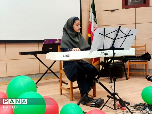 چهل‌و چهارمین جشنواره فرهنگی و هنری امید فردا در رشته تک نوازی