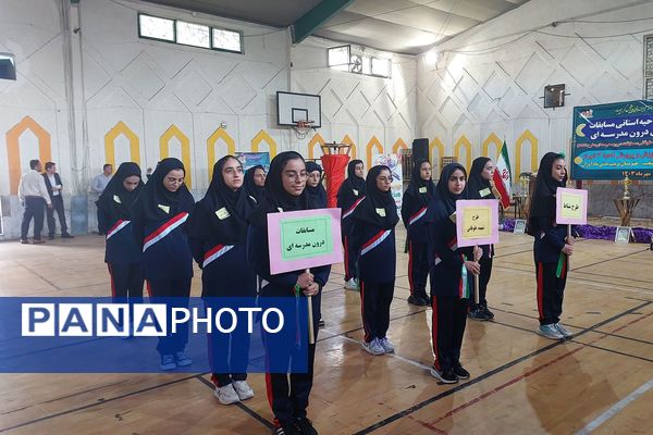 آیین افتتاحیه استانی مسابقات ورزشی درون مدرسه‌ای 