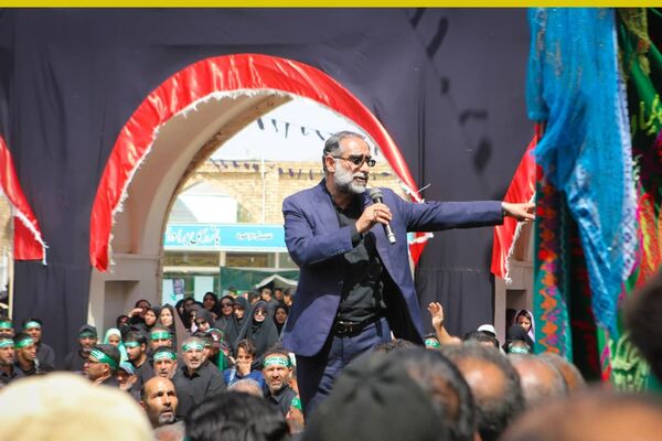 مراسم عاشورای حسینی در مشهد اردهال کاشان