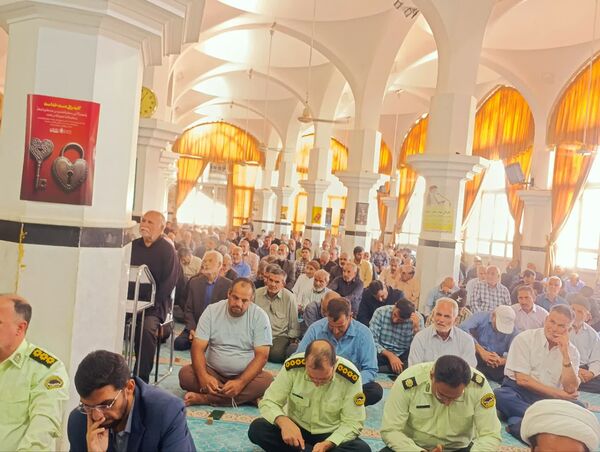 برگزاری نماز عبادی سیاسی جمعه همزمان با شروع هفته انتظامی در شهرستان خلیل اباد 