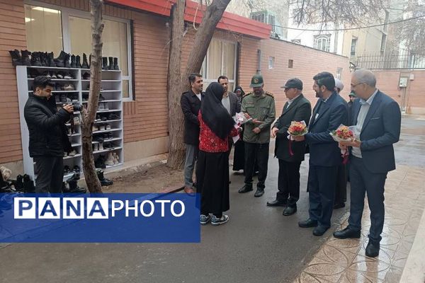  شنیدن صدای انقلاب اسلامی از میان دانش آموزان ایران جان