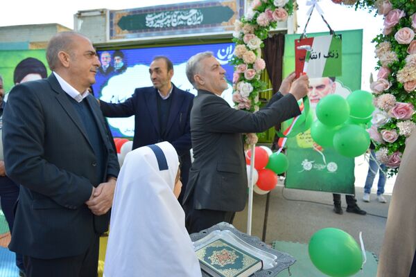 طنین زنگ انقلاب در بهارستان‌دو 